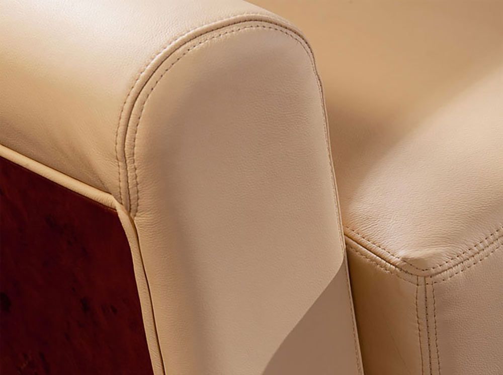 Офисная мягкая мебель Романо