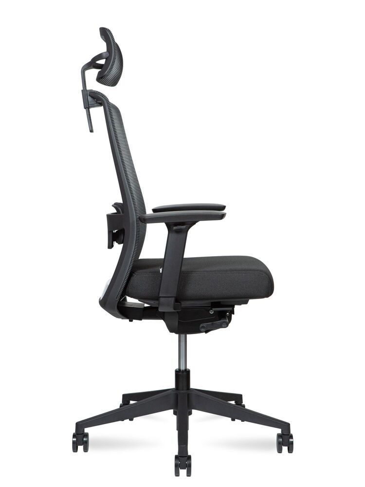 Кресло руководителя Nova black