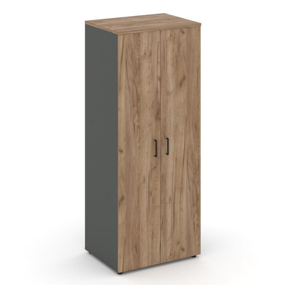 Гардероб широкий глубокий